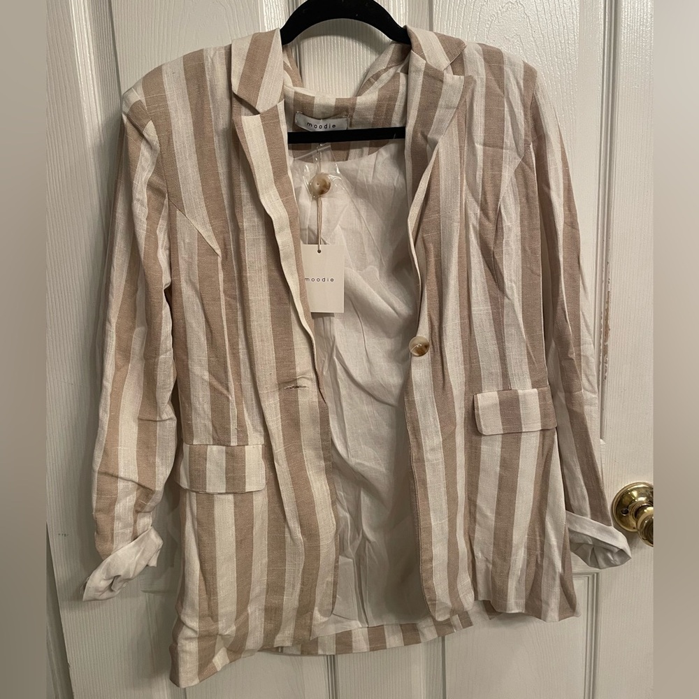 Linen Blazer